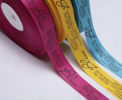cinta de satén de lujo de encargo con la impresión del logotipo en fabricante del rollo en venta