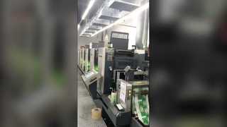 Impresión automática de etiquetas en rollo para pegatinas de embalaje personalizadas y etiquetas de productos