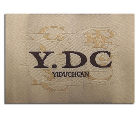 comprar Las etiquetas tejidas de encargo de alta densidad del cuello marcan la camisa con etiqueta Logo Fabric Labels For Hats principal online manufacture