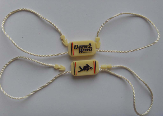comprar Grabe en relieve el sistema de prevención de intrusiones basado en host plástico de la impresión de la hoja de oro de la ropa de las etiquetas de la secuencia del logotipo promocional online manufacture