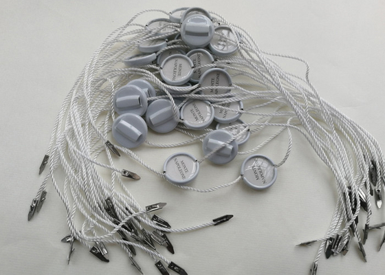 comprar Las etiquetas de encargo del sello del metal del aluminio de la ropa con descenso plástico cubrieron con una cúpula la resina de epoxy online manufacture