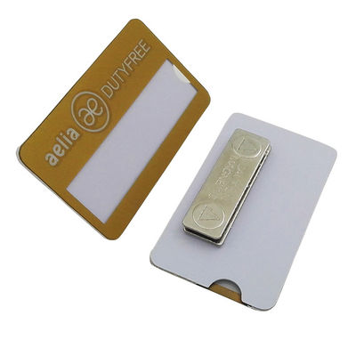 Un buen precio. Badges de nombre de PVC personalizados en línea Etiquetas de nombre de plástico magnético con obras de arte en línea